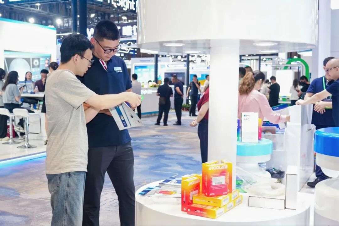 BVI倍锋丨2025年眼底病学术交流会议暨国际视网膜研讨会圆满闭幕