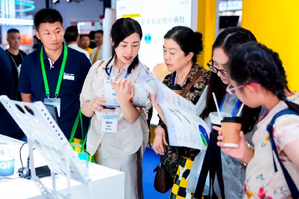 BVI倍锋丨圆满落幕，共筑光明未来 —— 回顾中华医学会第二十五届白内障及屈光手术学术会议